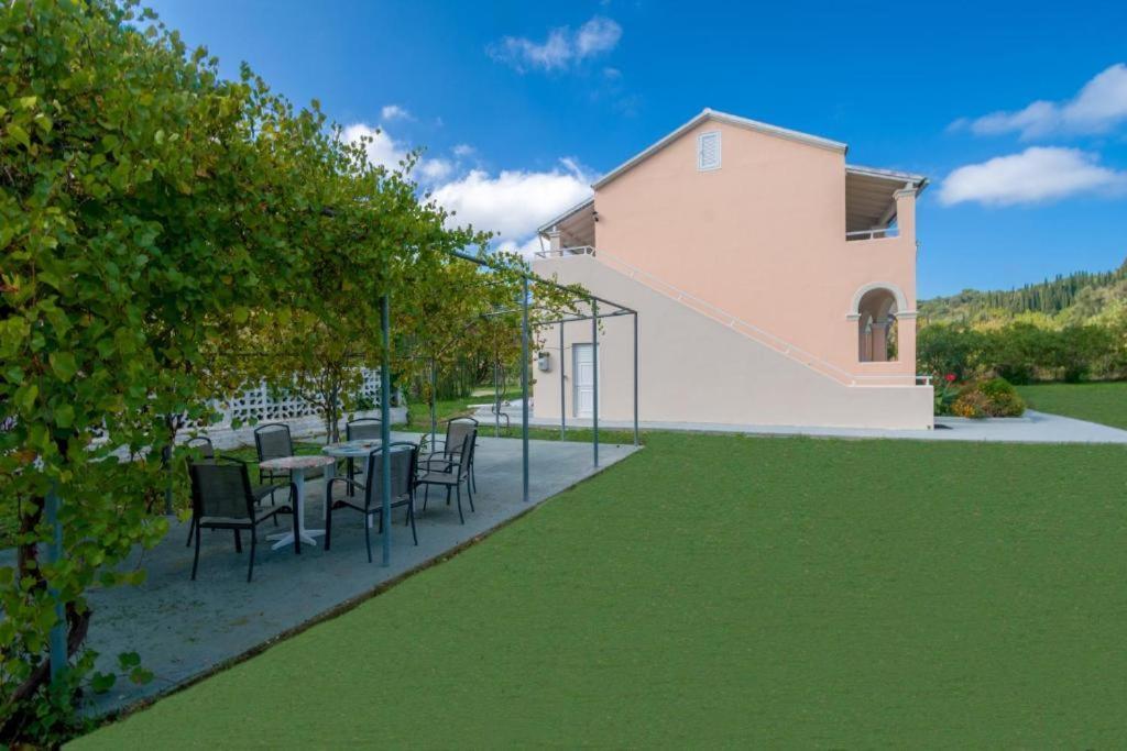Marina Studios Sidari  Luaran gambar