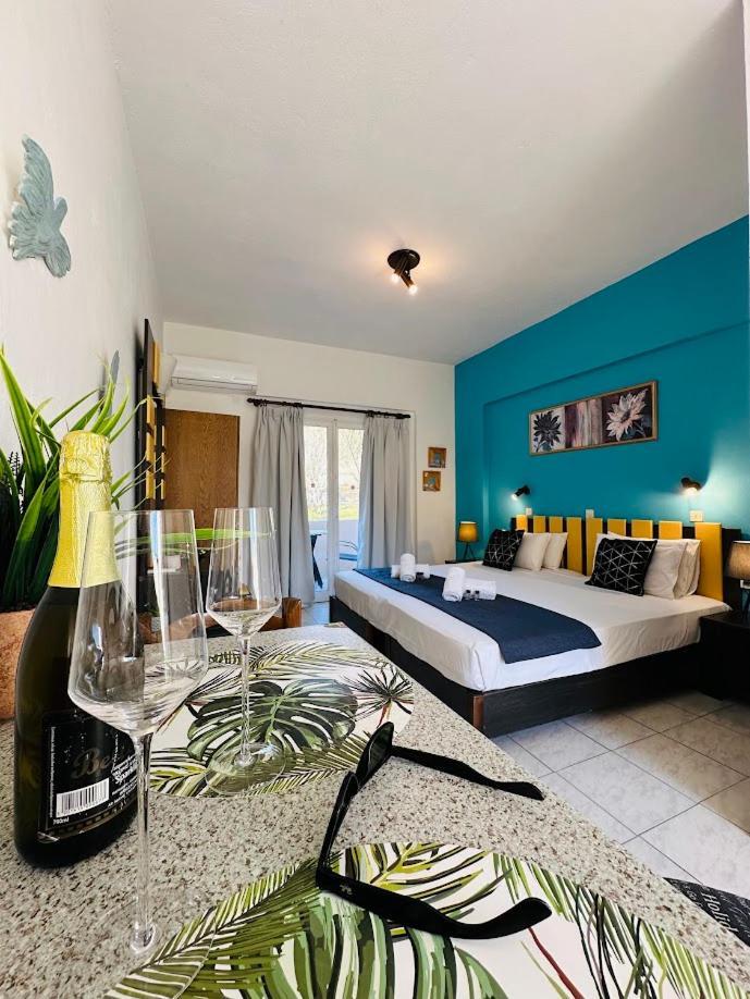 Marina Studios Sidari  Luaran gambar