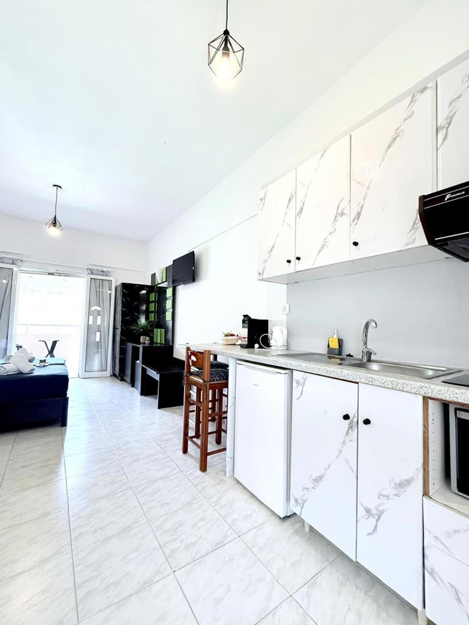 Marina Studios Sidari  Luaran gambar
