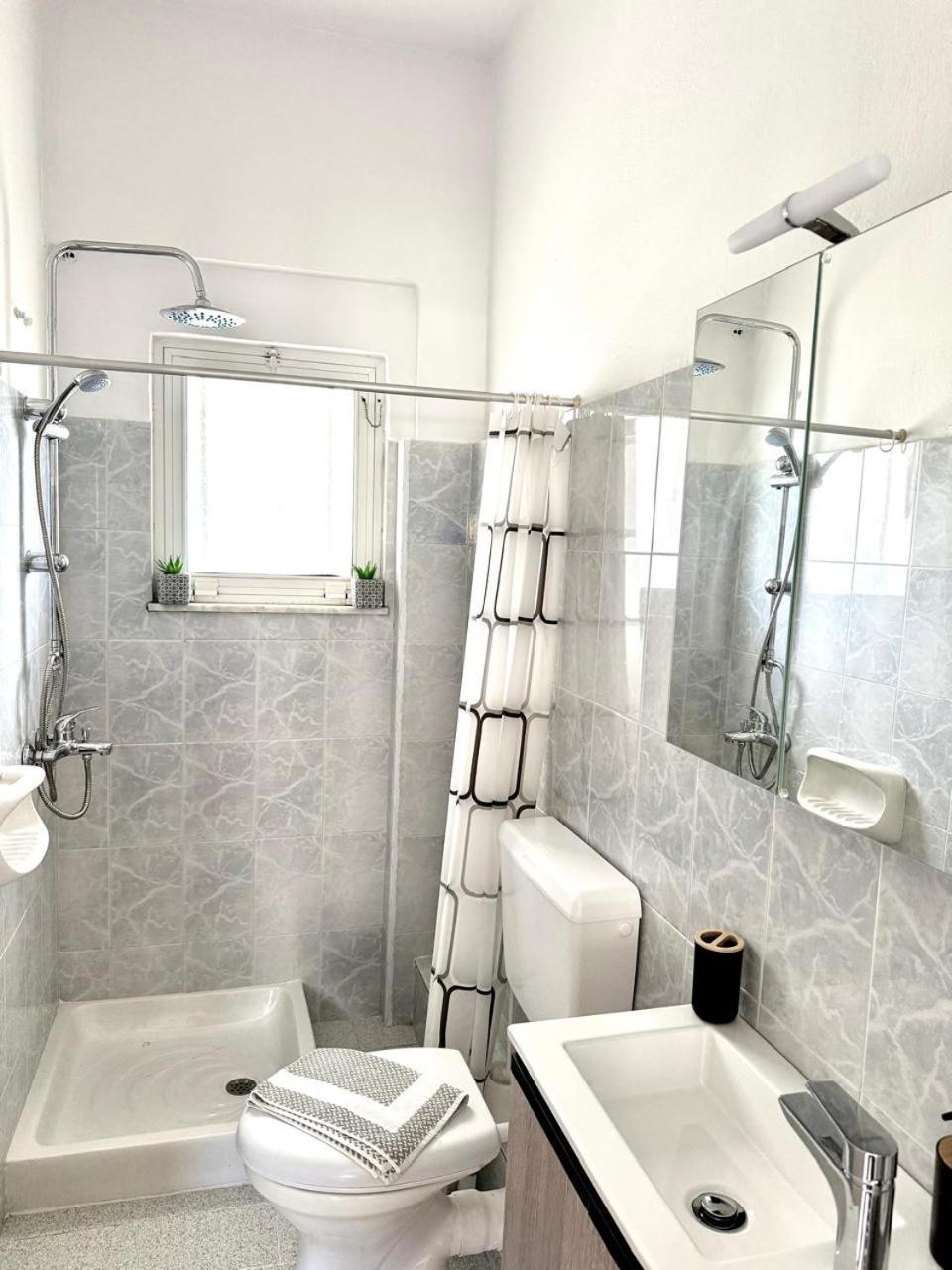 Marina Studios Sidari  Luaran gambar